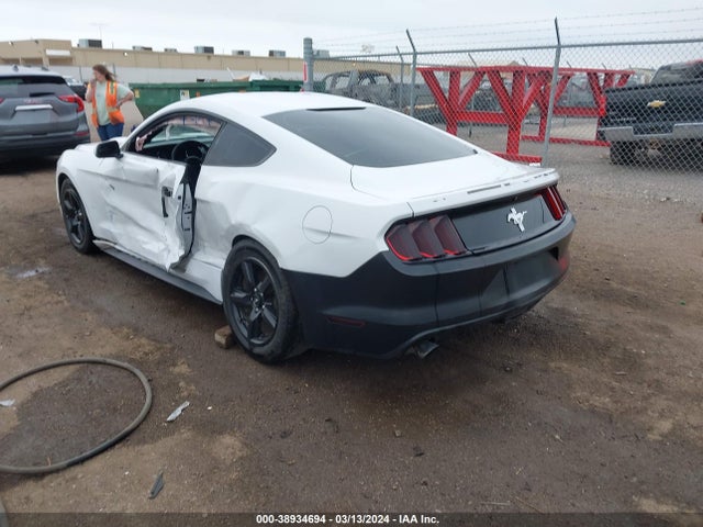 1FA6P8AM8G5294577 Ford Mustang V6