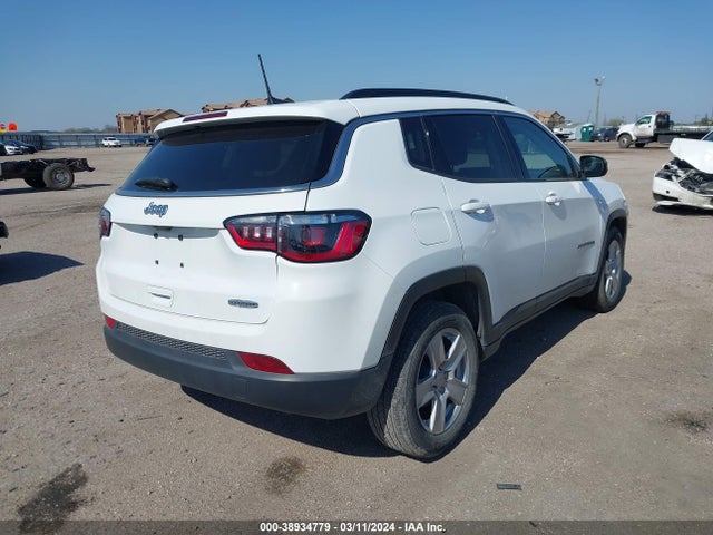 3C4NJCBB4NT188325 Jeep Compass Latitude Fwd