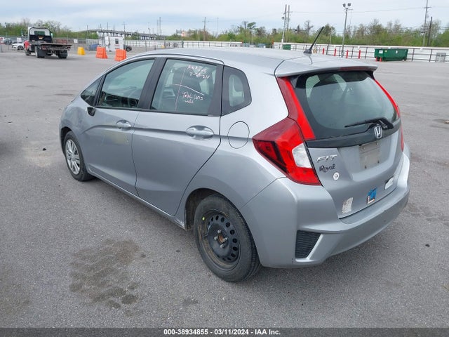 Honda FIT LX 2017 3HGGK5G51HM700529 Image 3