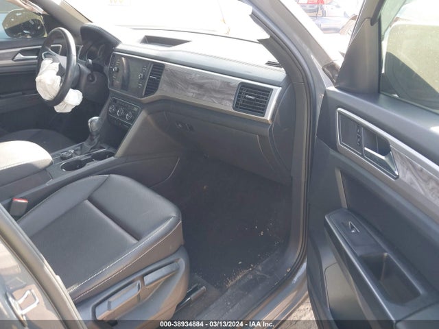 1V21E2CA6LC211260 Volkswagen Atlas Cross Sport 3.6l V6 Se W/technology/3.6l V6 Se W/technology R-line