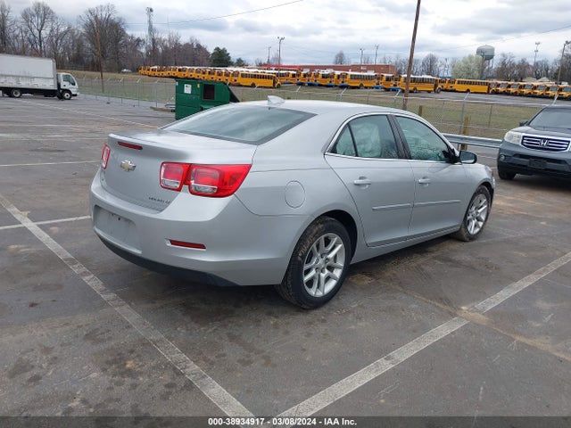 Chevrolet MALIBU 1LT 2015 1G11C5SL9FF242557 Image 4