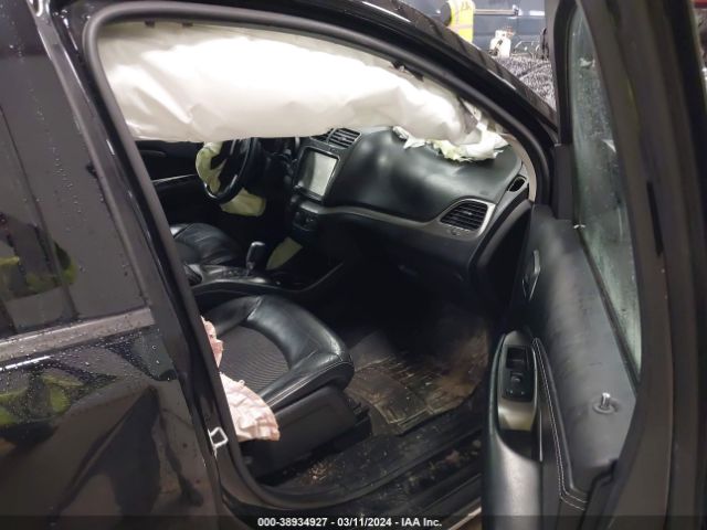 3C4PDDGG5JT371043 Dodge Journey Crossroad Awd