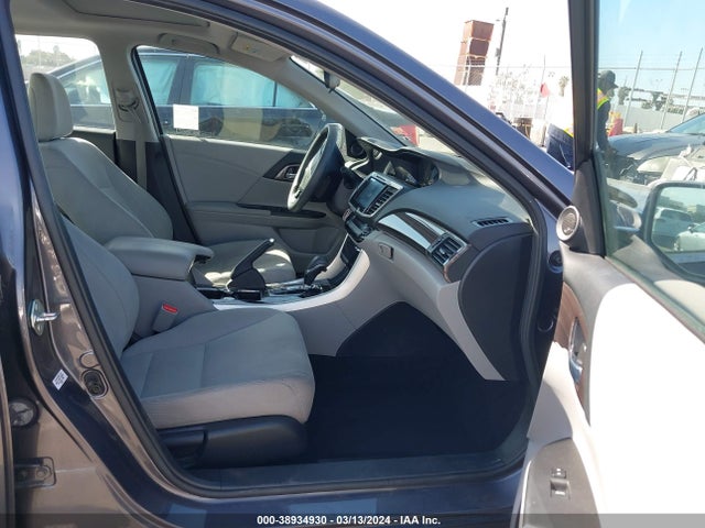 Honda ACCORD EX 2017 1HGCR2F03HA207060 Image 5