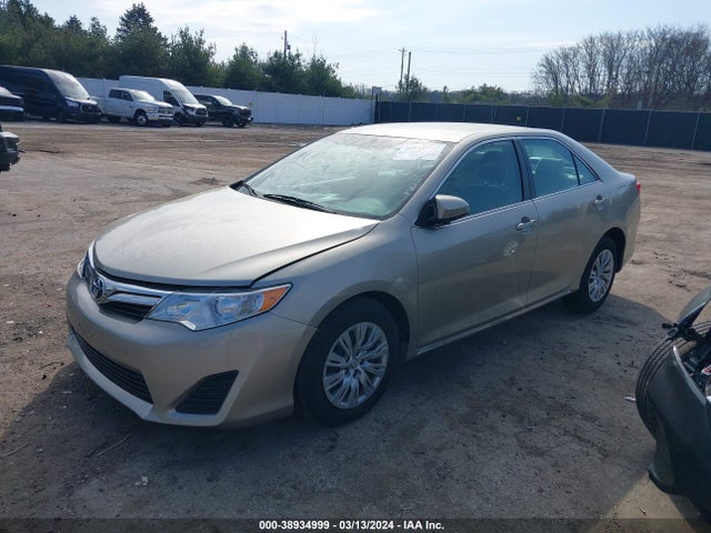 Toyota CAMRY LE 2014 4T1BF1FK2EU466692 Image 2