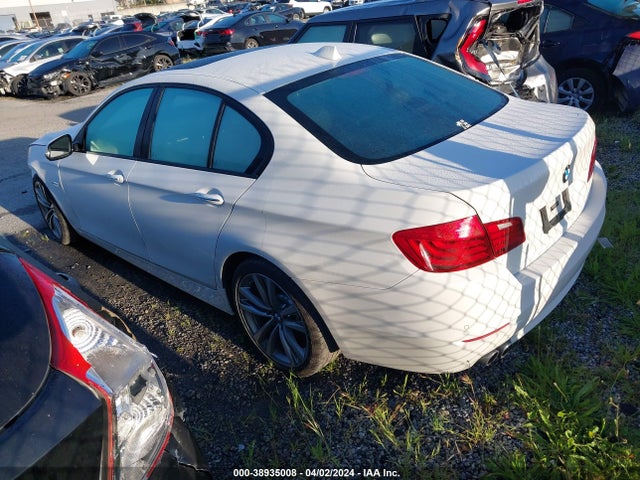 WBA5A5C5XGG354968 BMW 528I