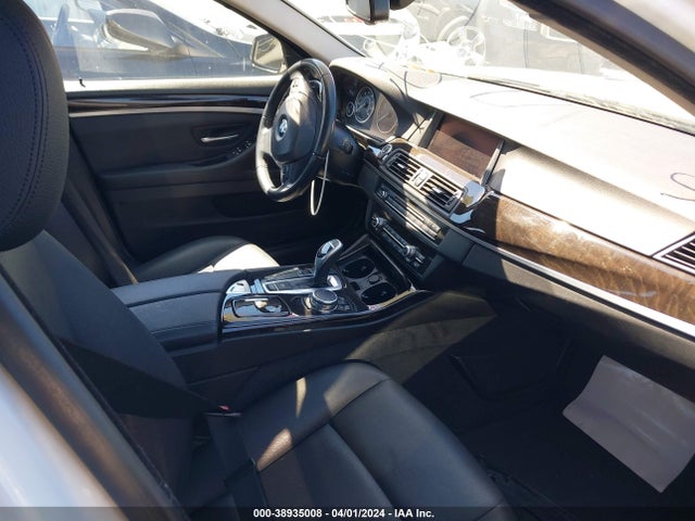 WBA5A5C5XGG354968 BMW 528I