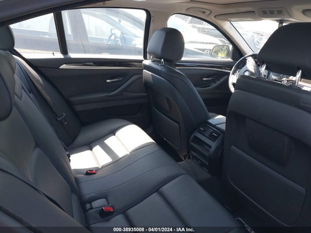 WBA5A5C5XGG354968 BMW 528I