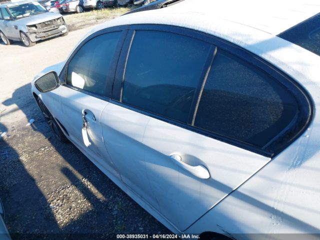 WBA53BH06NWX38674 BMW 530 I