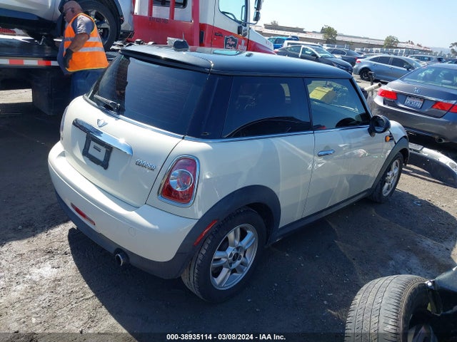2012 MINI COOPER WMWSU3C50CT257732 Photo 3