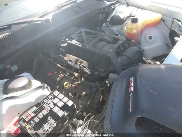 Dodge Challenger 392 Hemi Scat Pack Shaker 2016 2C3CDZFJ8GH300899 Image 12