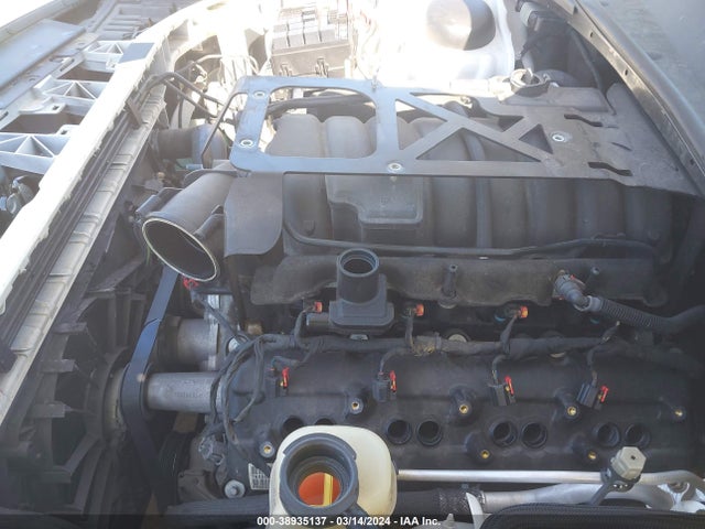 Dodge Challenger 392 Hemi Scat Pack Shaker 2016 2C3CDZFJ8GH300899 Image 6
