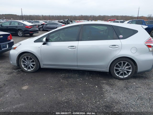 Toyota Prius V Five 2017 JTDZN3EU8HJ074343 Image 14
