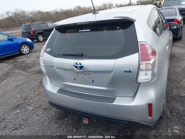 Toyota Prius V Five 2017 JTDZN3EU8HJ074343 Image 16