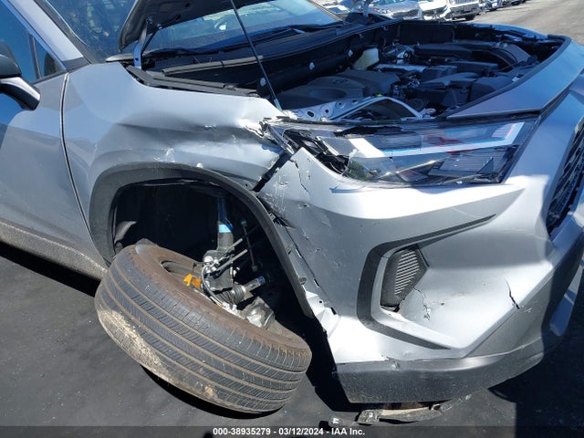 Toyota RAV4 LE 2023 2T3H1RFV1PW295333 Image 6