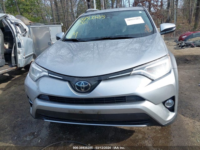 Toyota Rav4 Limited 2018 JTMDFREV9JD228761 Image 13