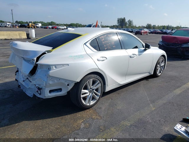 Lexus IS 300 2023 JTHCA1D20P5127015 Image 4