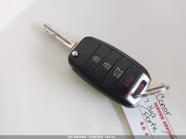 KIA FORTE LX 2017 3KPFL4A76HE145888 Image 11