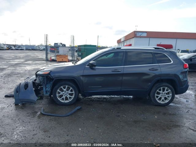 1C4PJLCB3FW669122 Jeep Cherokee Latitude