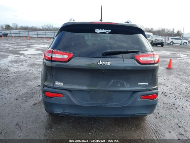1C4PJLCB3FW669122 Jeep Cherokee Latitude