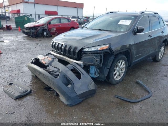 1C4PJLCB3FW669122 Jeep Cherokee Latitude