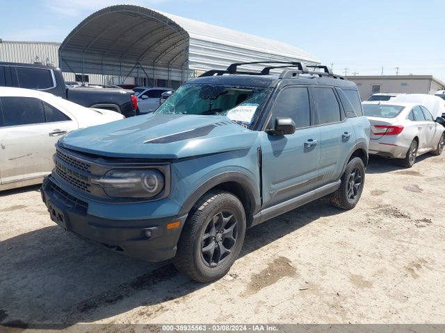 Ford Bronco Sport First Edition 2021 3FMCR9F9XMRA13188 Image 2
