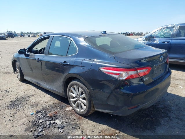 Toyota CAMRY LE 2020 4T1C11AK9LU375944 Image 3