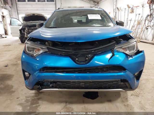 Toyota RAV4 SE 2018 JTMJFREV4JJ207305 Image 12