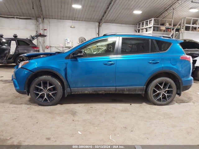 Toyota RAV4 SE 2018 JTMJFREV4JJ207305 Image 14