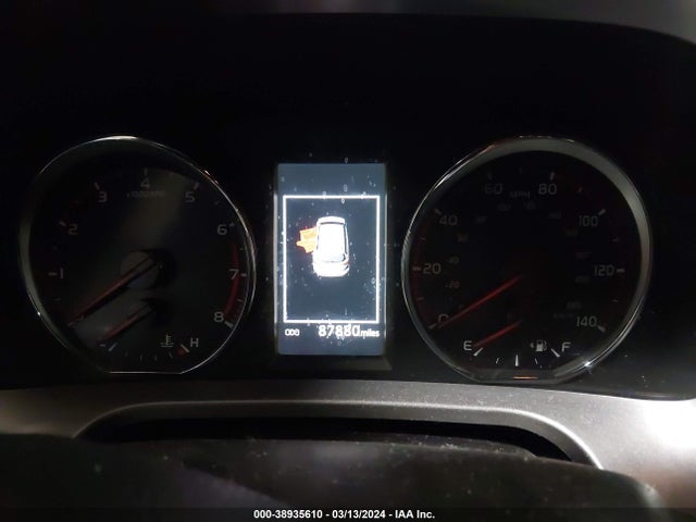 Toyota RAV4 SE 2018 JTMJFREV4JJ207305 Image 7