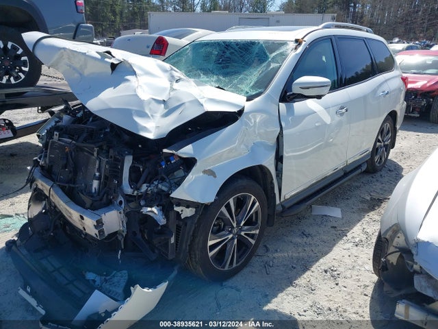 Nissan Pathfinder Platinum 2017 5N1DR2MMXHC602622 Image 2