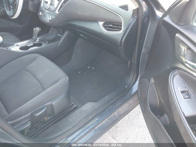 Chevrolet MALIBU LT 2019 1G1ZD5ST8KF160782 Image 5