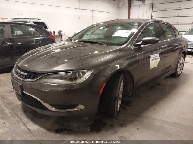 Chrysler 200 Limited 2016 1C3CCCAB3GN116770 Image 2
