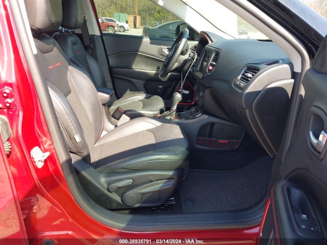 3C4NJDDB6HT671080 Jeep New Compass Trailhawk 4x4
