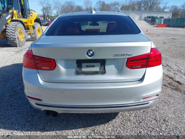 WBA8E1C35HA156747 BMW 330e Iperformance