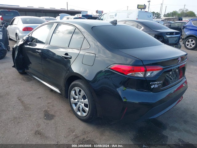 Toyota COROLLA LE 2022 5YFEPMAEXNP381887 Image 3