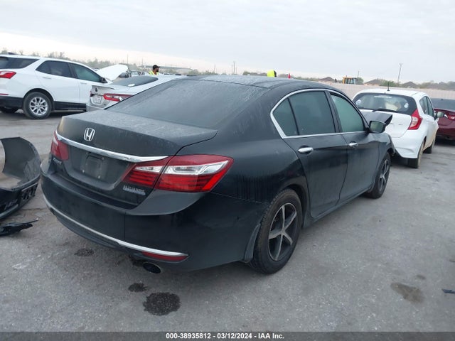Honda ACCORD LX 2017 1HGCR2F37HA033214 Image 4