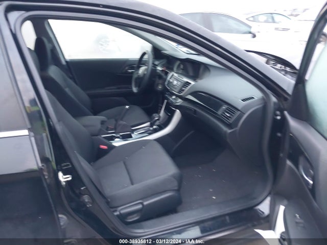 Honda ACCORD LX 2017 1HGCR2F37HA033214 Image 5