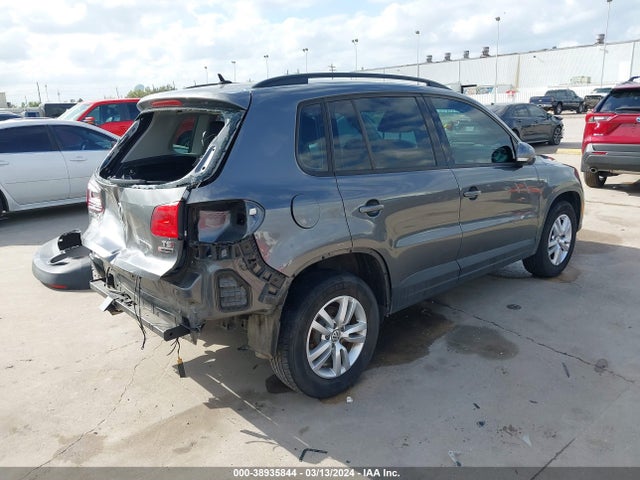 WVGBV7AX3GW558443 Volkswagen TIGUAN S