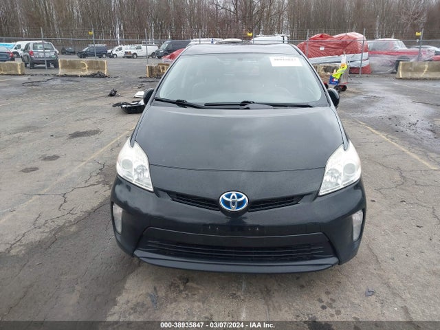 Toyota Prius Two 2014 JTDKN3DU0E0368811 Image 13