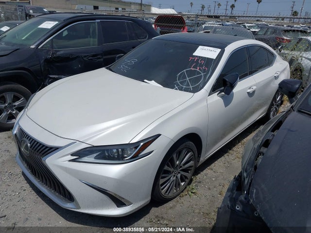 Lexus ES 350 2020 58ADZ1B12LU055277 Image 2