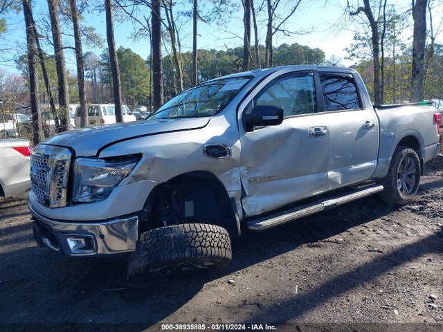 Nissan TITAN SV 2017 1N6AA1E55HN567229 Image 2