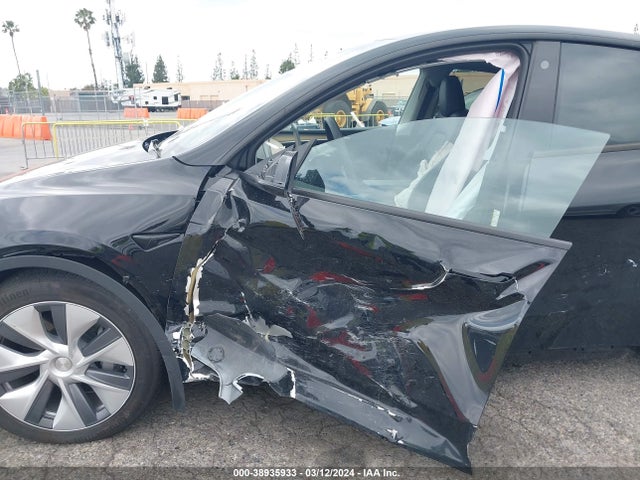 7SAYGDEE1PA060049 Tesla Model Y Awd/long Range Dual Motor All-wheel Drive