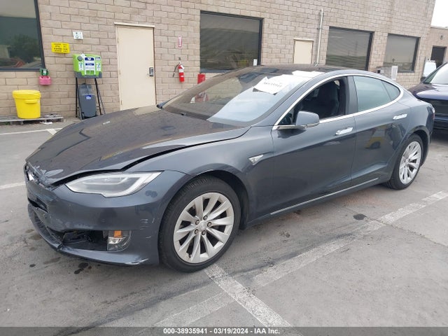 Tesla Model S 60/70/75/85 2016 5YJSA1E12GF156663 Image 2