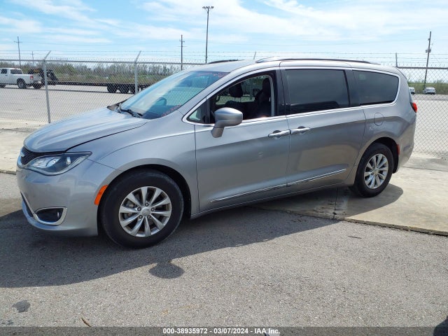 Chrysler Pacifica Touring L 2018 2C4RC1BGXJR120300 Image 14