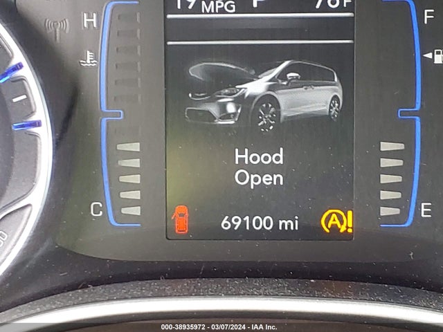 Chrysler Pacifica Touring L 2018 2C4RC1BGXJR120300 Image 15