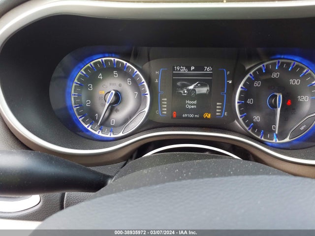 Chrysler Pacifica Touring L 2018 2C4RC1BGXJR120300 Image 7