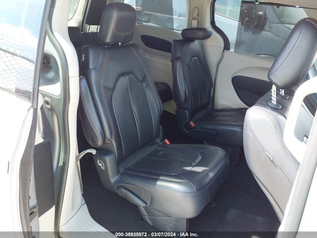 Chrysler Pacifica Touring L 2018 2C4RC1BGXJR120300 Image 8