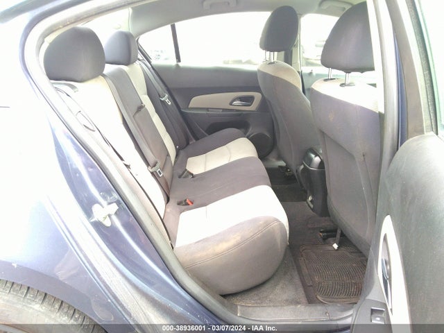 Chevrolet Cruze Ls Auto 2014 1G1PA5SHXE7207255 Image 8