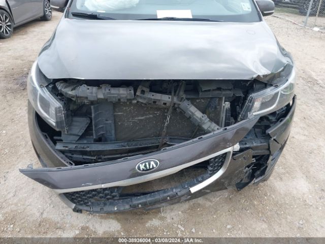 KNDMC5C10J6379543 KIA SEDONA EX