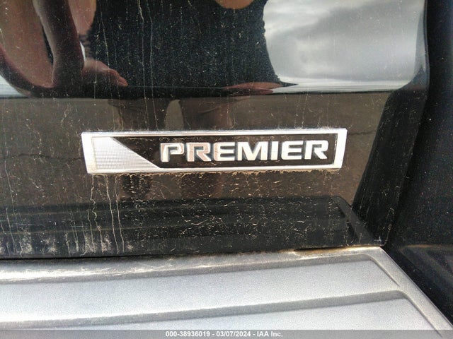 Chevrolet Suburban Premier 2017 1GNSCJKC8HR154483 Image 20